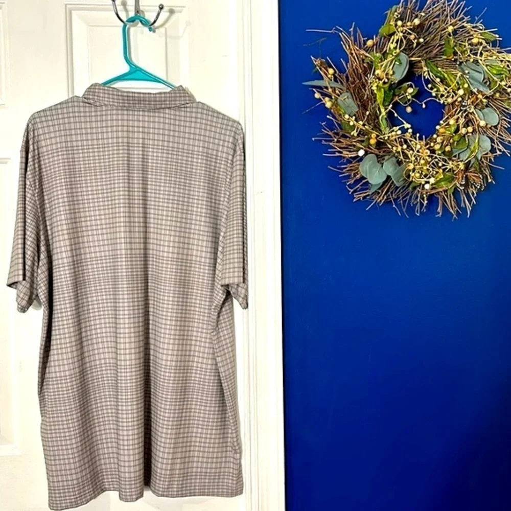 NWOT Men’s Adidas Gray Plaid Polyester & Spandex Short Sleeve Golf Polo Size XL